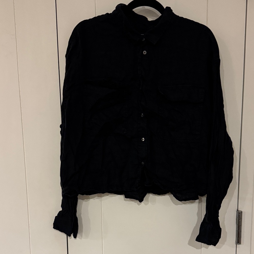 GAP Black 100% Linen Cropped Shirt